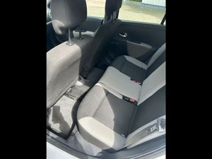 RENAULT Clio Thumbnail 4