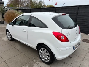 OPEL Corsa Thumbnail 9