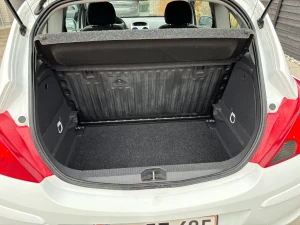 OPEL Corsa Thumbnail 6