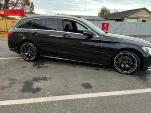MERCEDES-BENZ C-Klasse Thumbnail 4