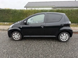 TOYOTA Aygo Thumbnail 5