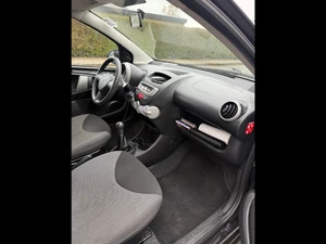 TOYOTA Aygo Thumbnail 3