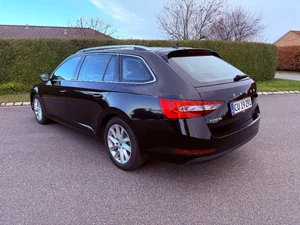 SKODA Superb Combi Thumbnail 7