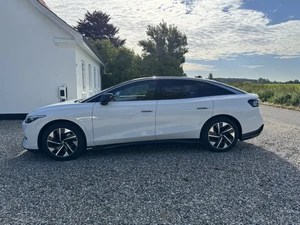 VOLKSWAGEN Id.7 Thumbnail 4