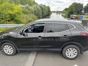NISSAN Qashqai Thumbnail 3