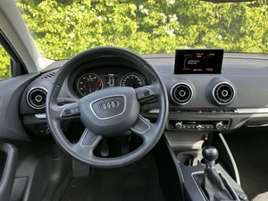 AUDI A3 Sportback Thumbnail 11