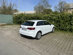 AUDI A3 Sportback Thumbnail 8