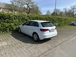 AUDI A3 Sportback Thumbnail 6