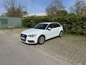 AUDI A3 Sportback Thumbnail 4