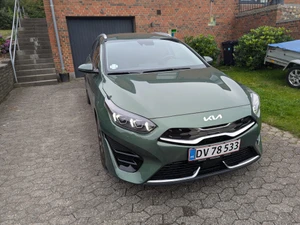 KIA Ceed Thumbnail 2