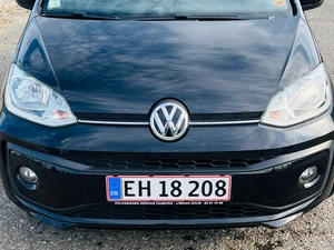 VOLKSWAGEN Up! Thumbnail 2