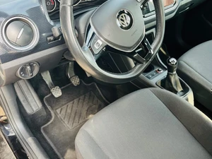 VOLKSWAGEN Up! Thumbnail 5