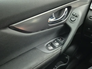 NISSAN Qashqai Thumbnail 7