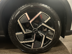 BYD Atto 3 Thumbnail 13