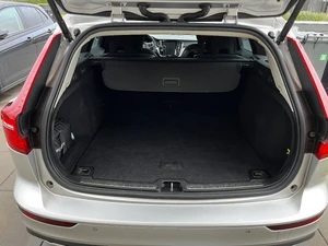 VOLVO V60 Thumbnail 8