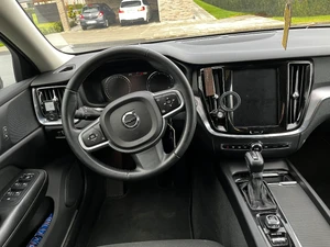 VOLVO V60 Thumbnail 7