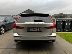 VOLVO V60 Thumbnail 5