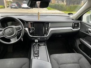 VOLVO V60 Thumbnail 6