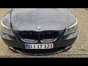 BMW 525i  Thumbnail 2