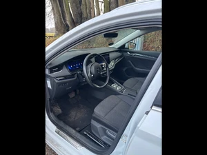 SKODA Octavia Thumbnail 3