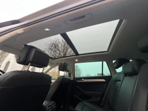 VW Passat Thumbnail 5