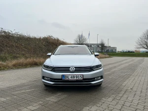 VW Passat Thumbnail 9