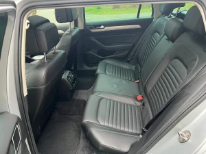 VW Passat Thumbnail 4