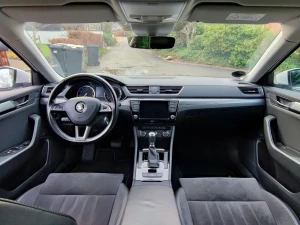 SKODA Superb Thumbnail 13