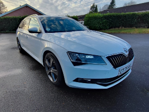 SKODA Superb Thumbnail 1