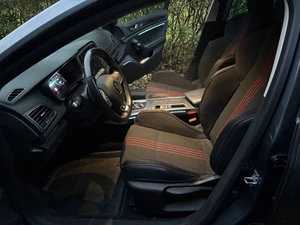 RENAULT Megane Thumbnail 9