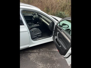 VOLKSWAGEN Passat Thumbnail 12