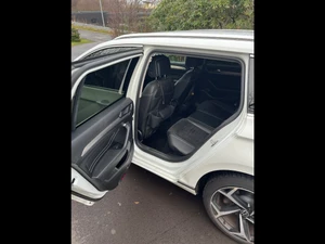 VOLKSWAGEN Passat Thumbnail 11