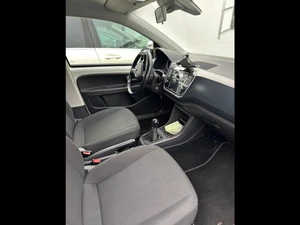 VOLKSWAGEN Up! Thumbnail 7