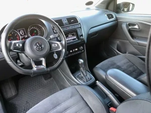 VOLKSWAGEN Polo Thumbnail 12