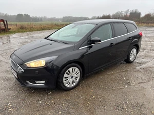 FORD Focus Thumbnail 6