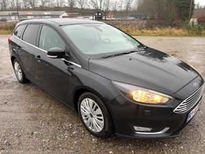 FORD Focus Thumbnail 2