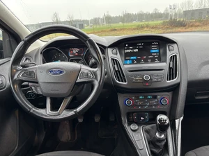 FORD Focus Thumbnail 11