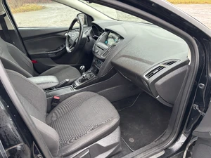 FORD Focus Thumbnail 12