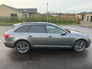 AUDI A4 Avant Thumbnail 11