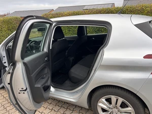 PEUGEOT 308 Thumbnail 8