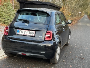 FIAT 500 Thumbnail 2