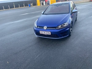 VOLKSWAGEN Golf Thumbnail 6
