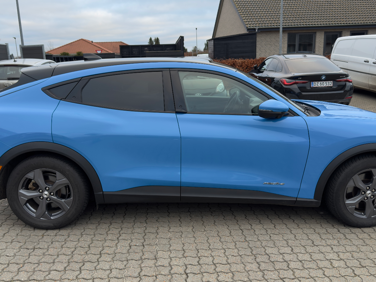 FORD Mustang Mach-E 1