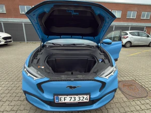 FORD Mustang Mach-E Thumbnail 9