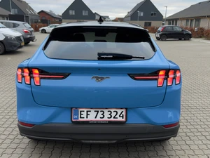 FORD Mustang Mach-E Thumbnail 4