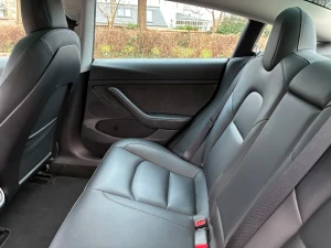 TESLA Model 3 Thumbnail 11