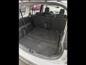 MAZDA 5 Thumbnail 5