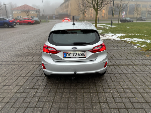 FORD Fiesta Thumbnail 3