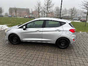 FORD Fiesta Thumbnail 4