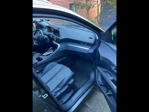 PEUGEOT 3008 Thumbnail 4
